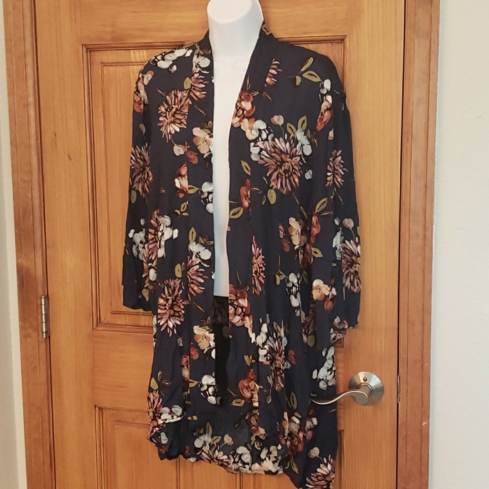 Pink Clover Maples Open Front Woven cardigan